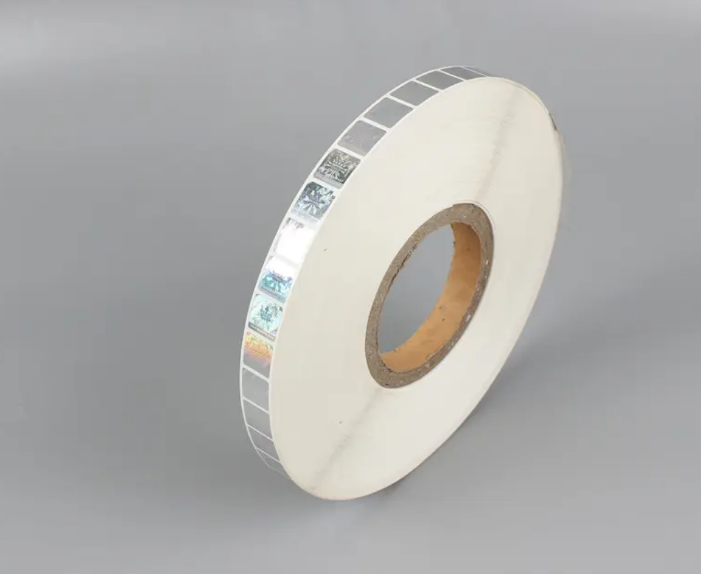 企業(yè)印刷新防線：定制防偽標(biāo)簽的獨特作用